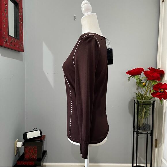 NEW BCBGMAXAZRIA Knit Classic Contrast Two Tone Scoop Neck Sweater Top M NWT - Picture 4 of 15